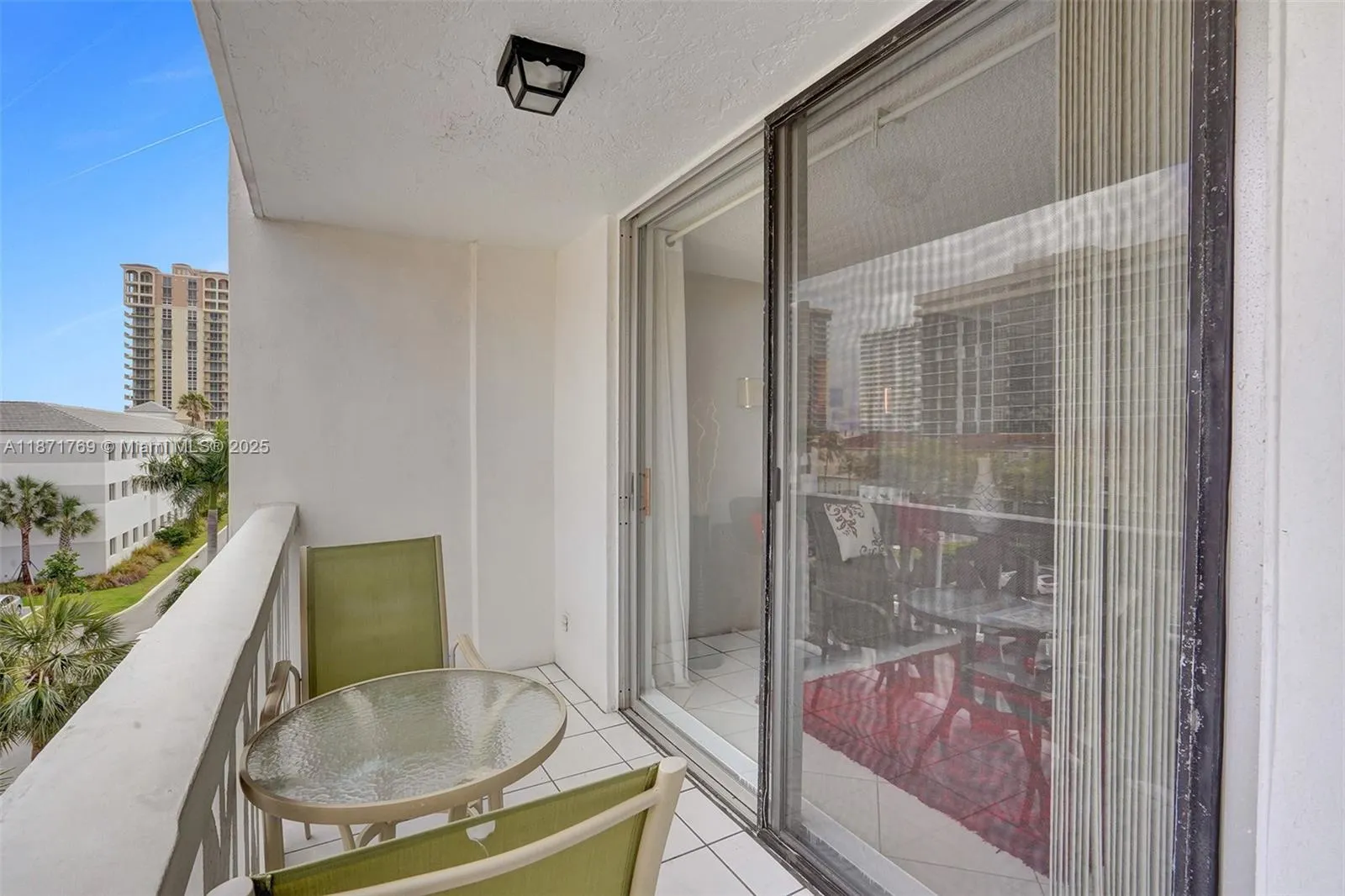 3113 S Ocean Dr, #404
