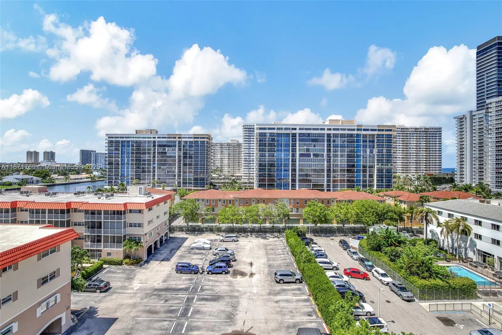 3113 S Ocean Dr, #404