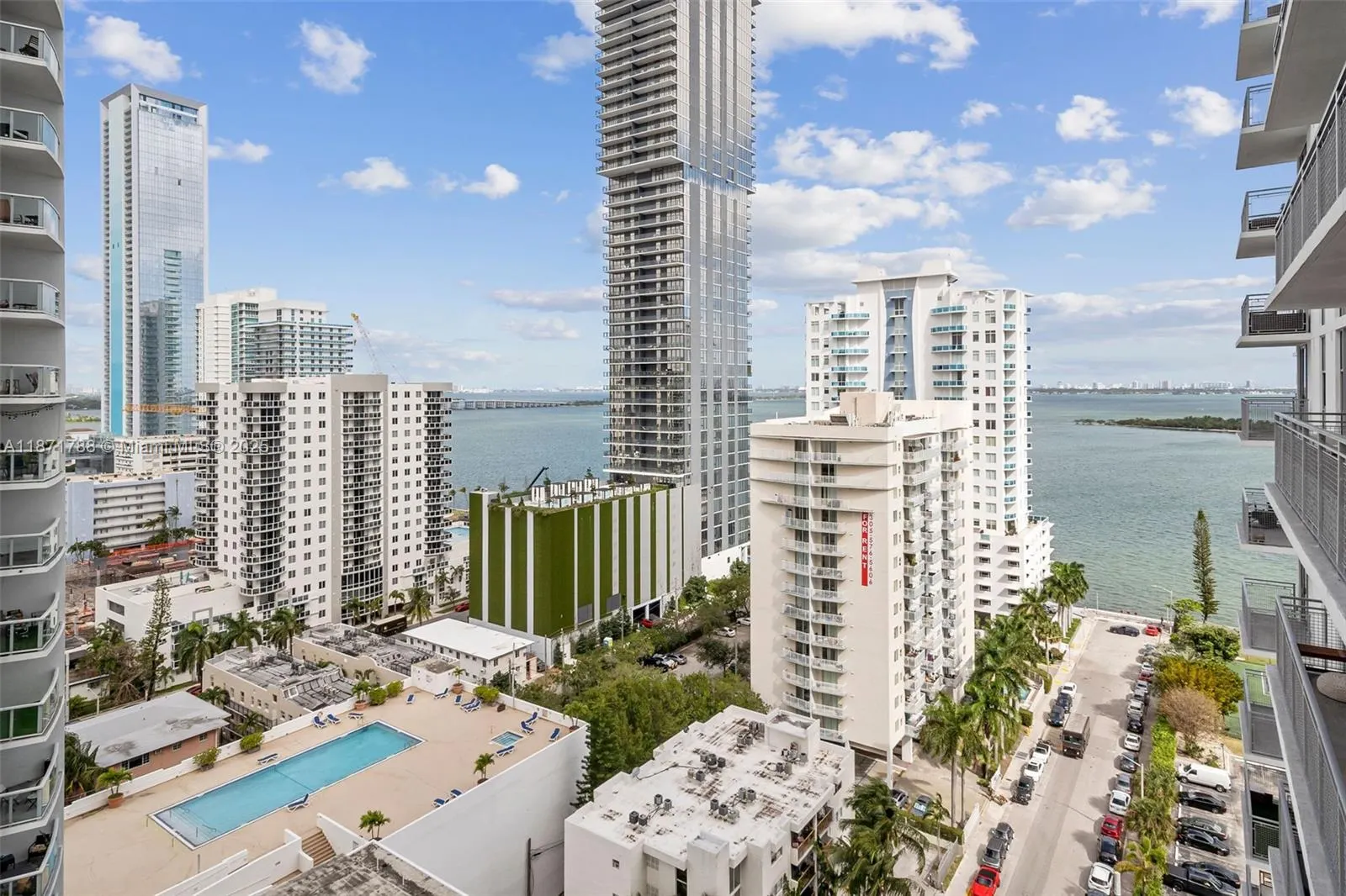 2150 N Bayshore Dr, #1009