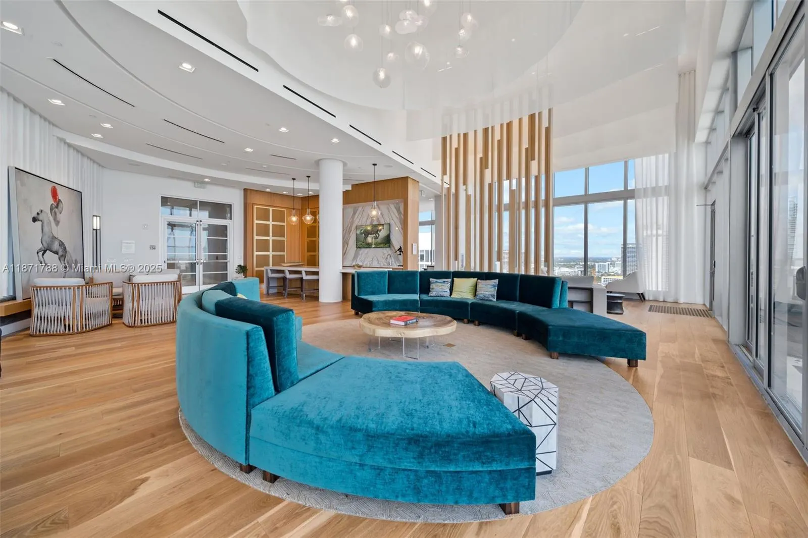2150 N Bayshore Dr, #1009
