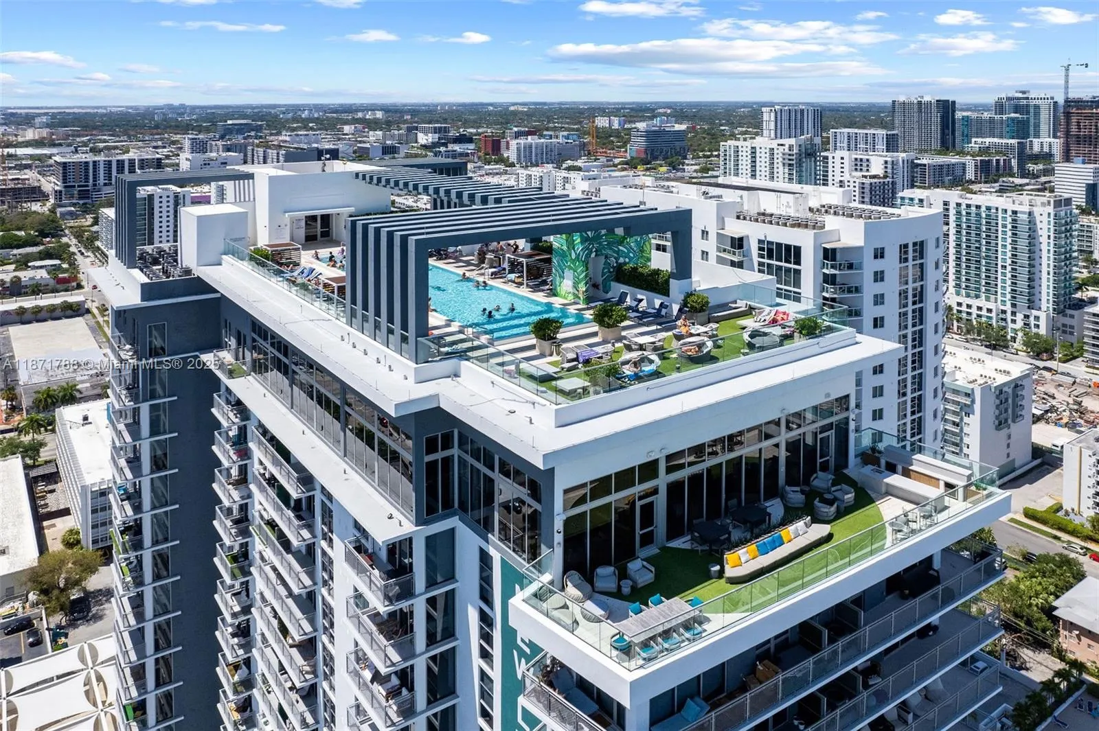 2150 N Bayshore Dr, #1009