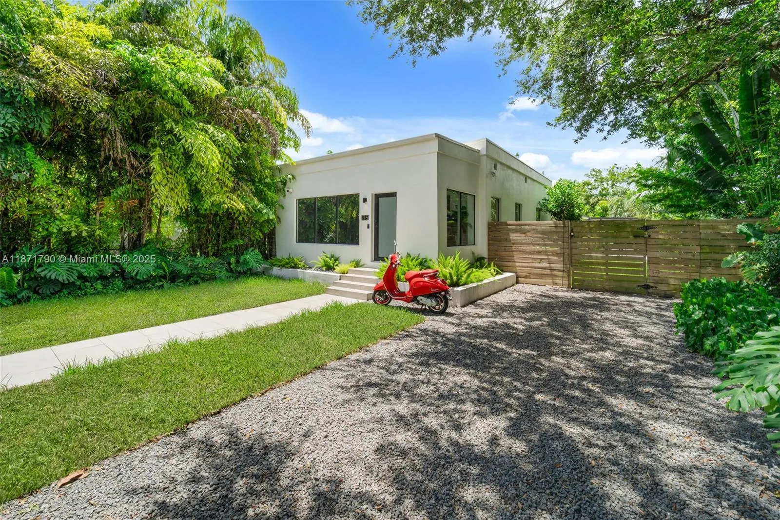 175 NW 44th St