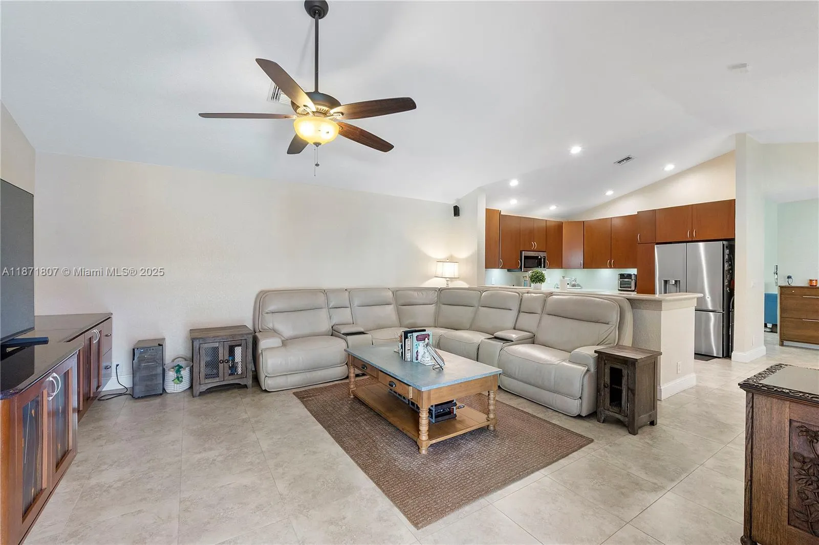 8931 NW 55th Pl