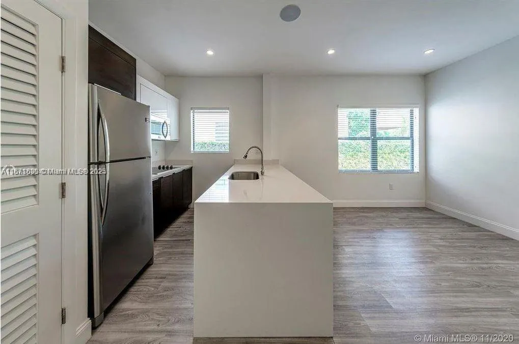 473 Mendoza Ave, #1