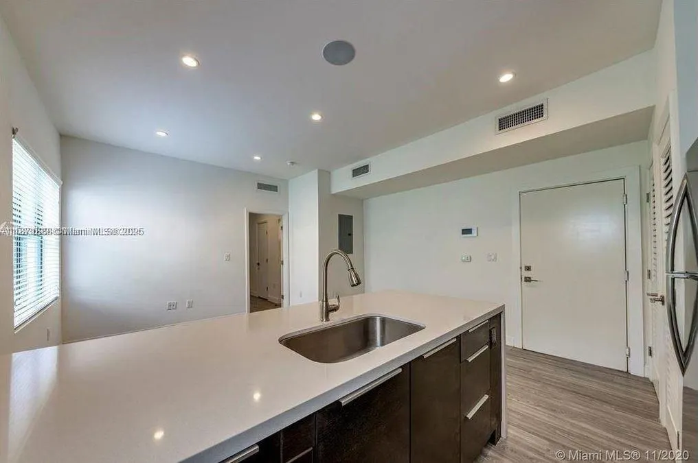 473 Mendoza Ave, #1