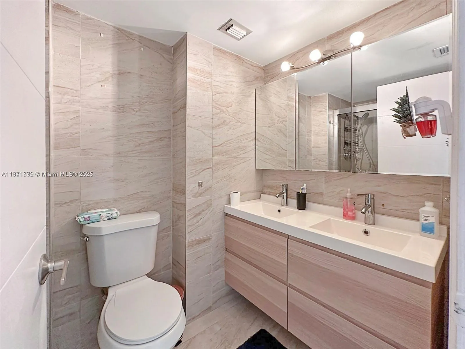 18071 Biscayne Blvd, #1104