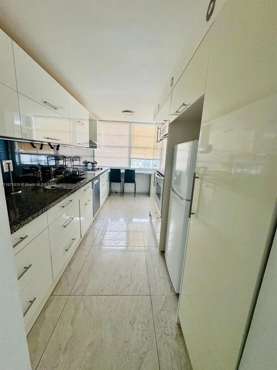 18071 Biscayne Blvd, #1104