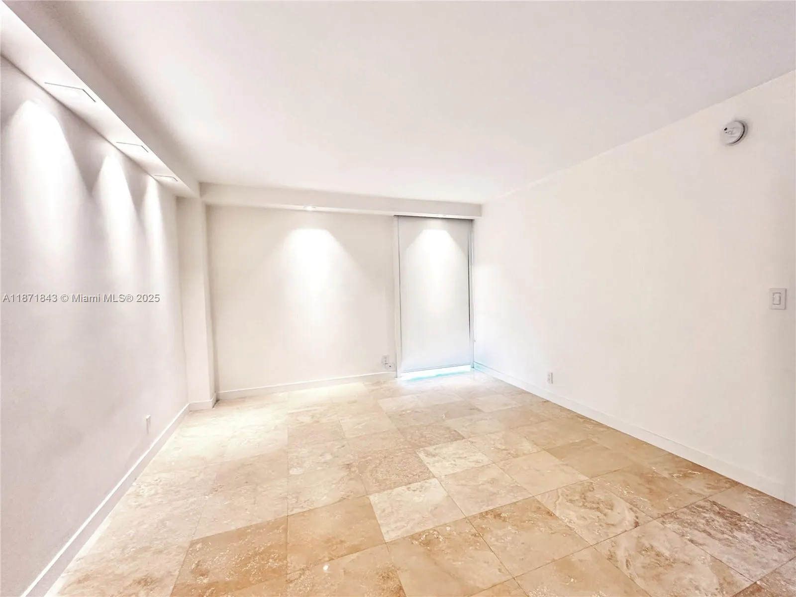 3301 N Country Club Dr, #410