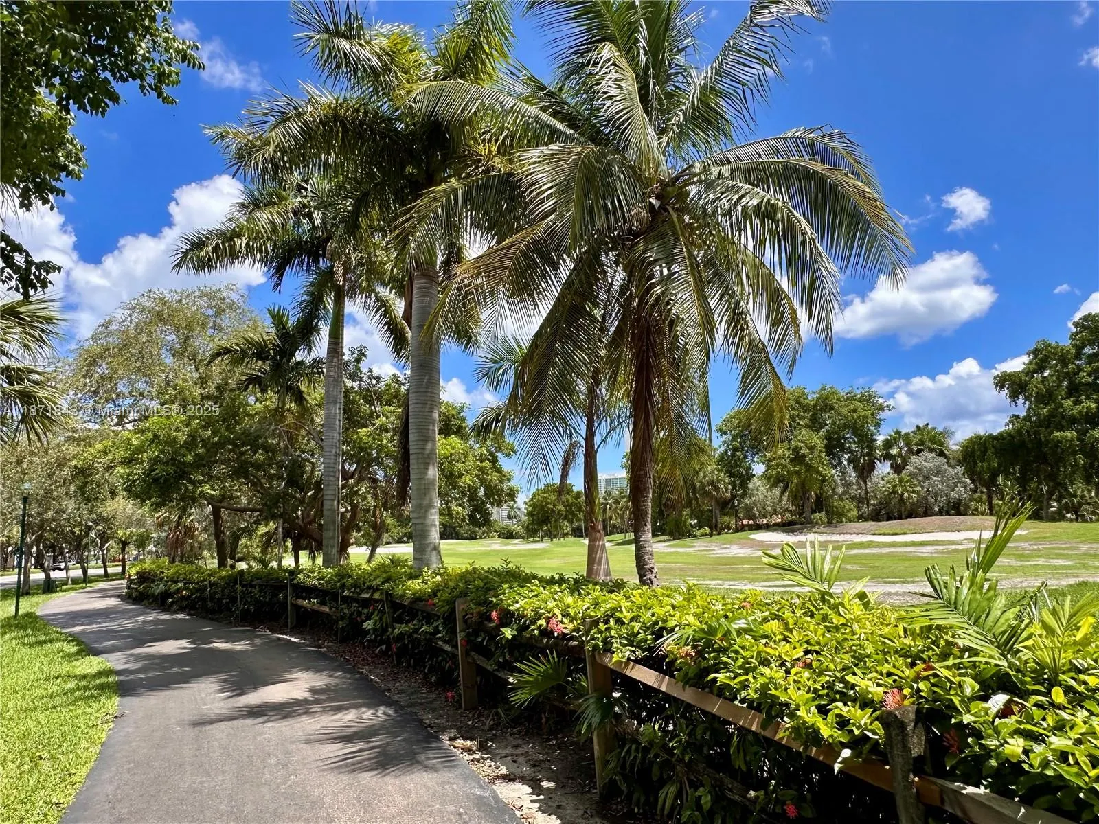 3301 N Country Club Dr, #410