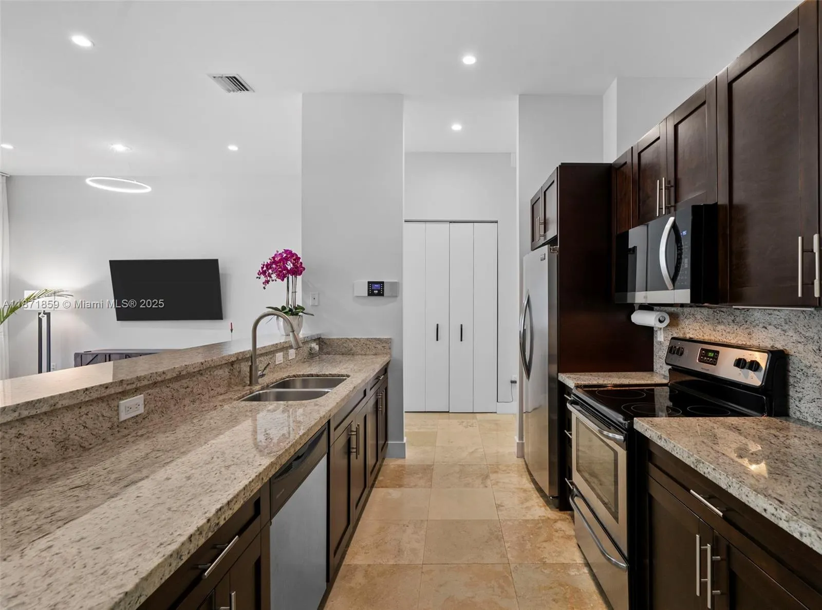 3506 NE 166th St, #4