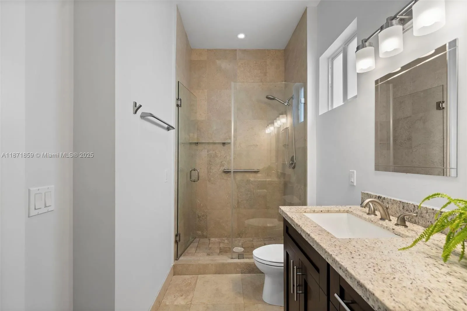 3506 NE 166th St, #4