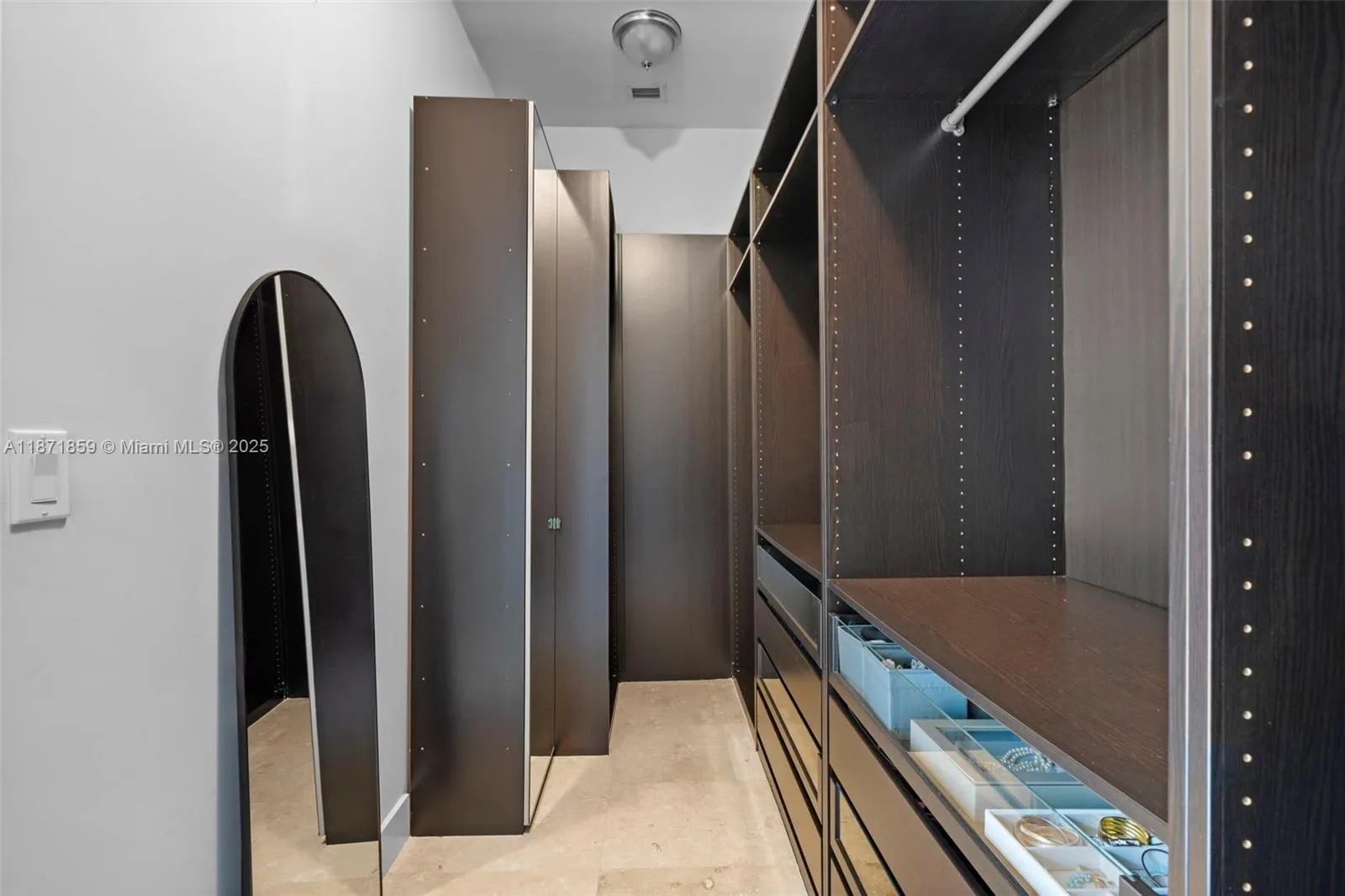 3506 NE 166th St, #4