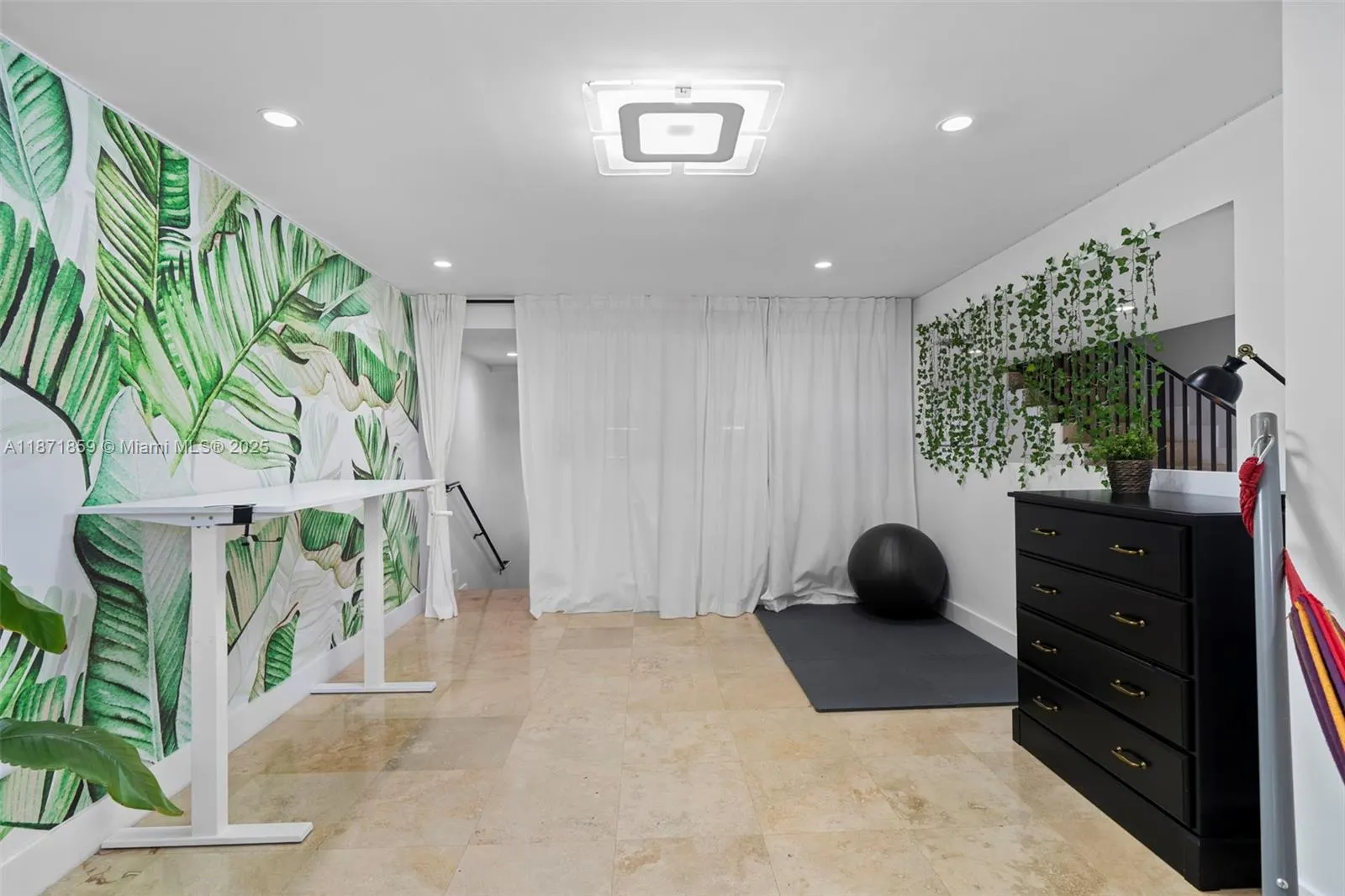 3506 NE 166th St, #4