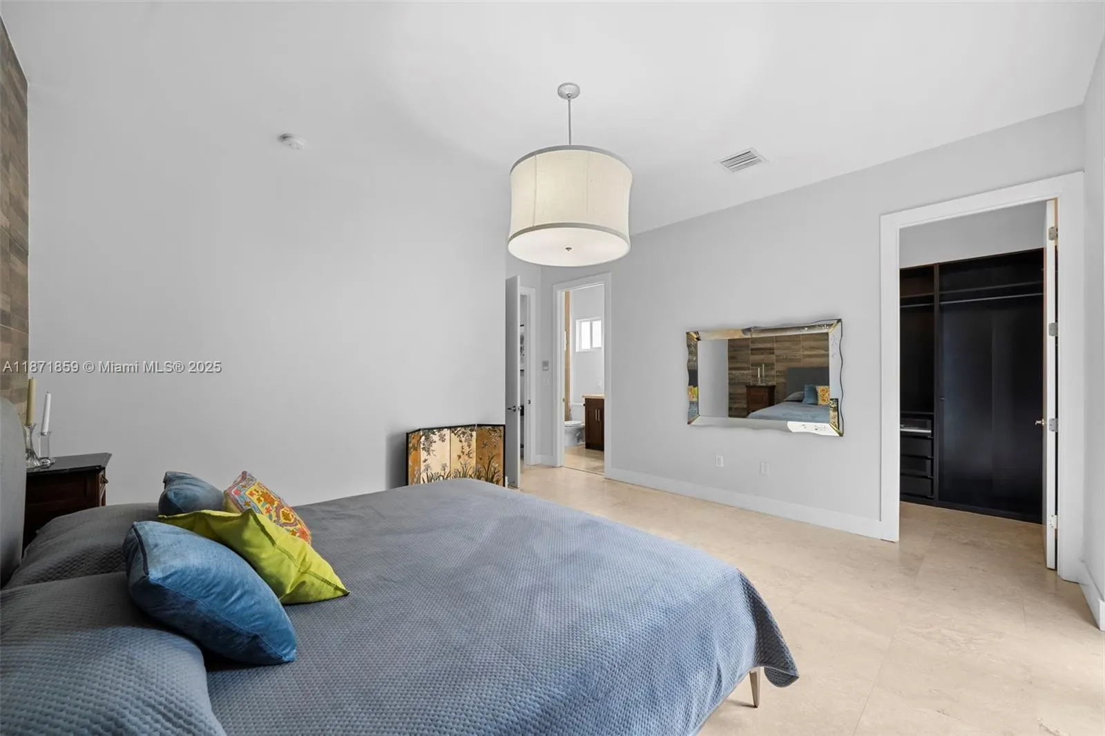 3506 NE 166th St, #4