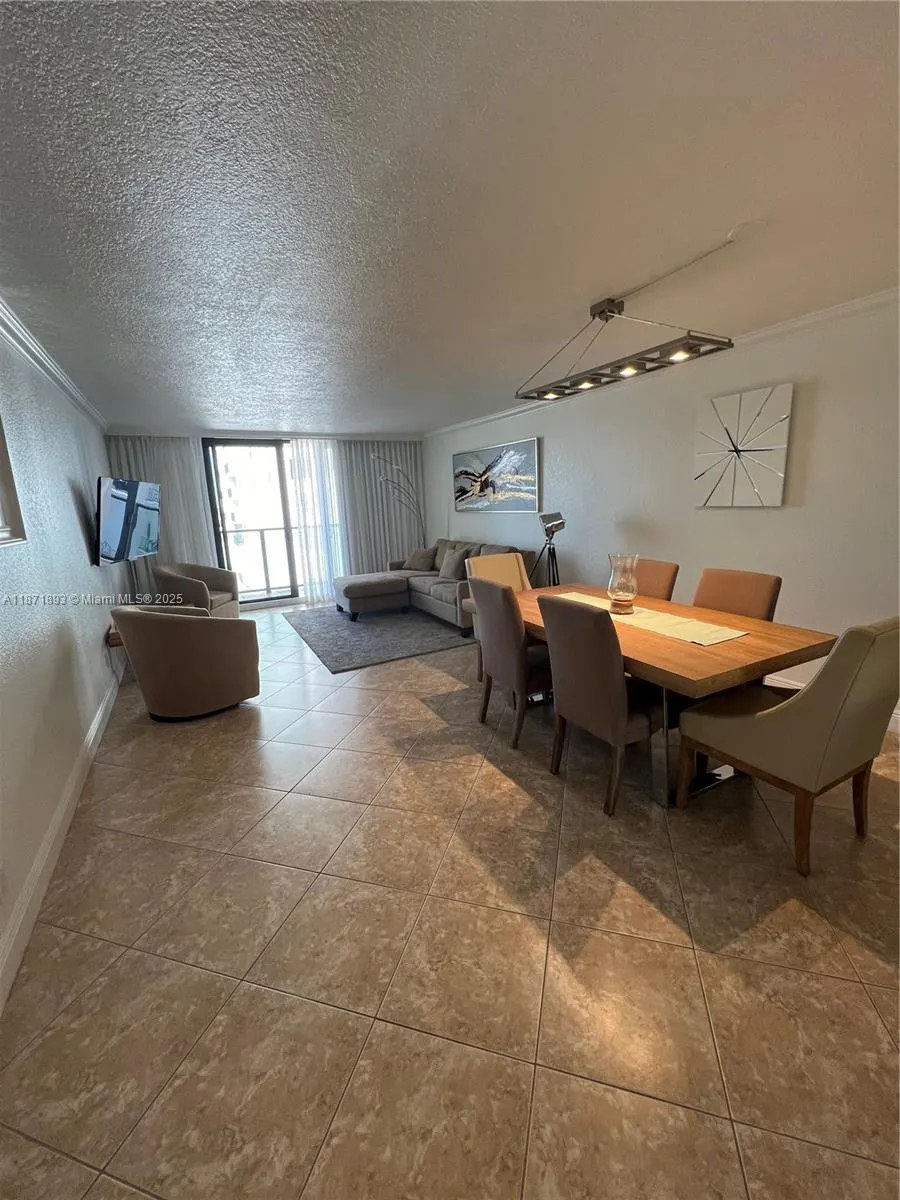2301 S Ocean Dr, #506