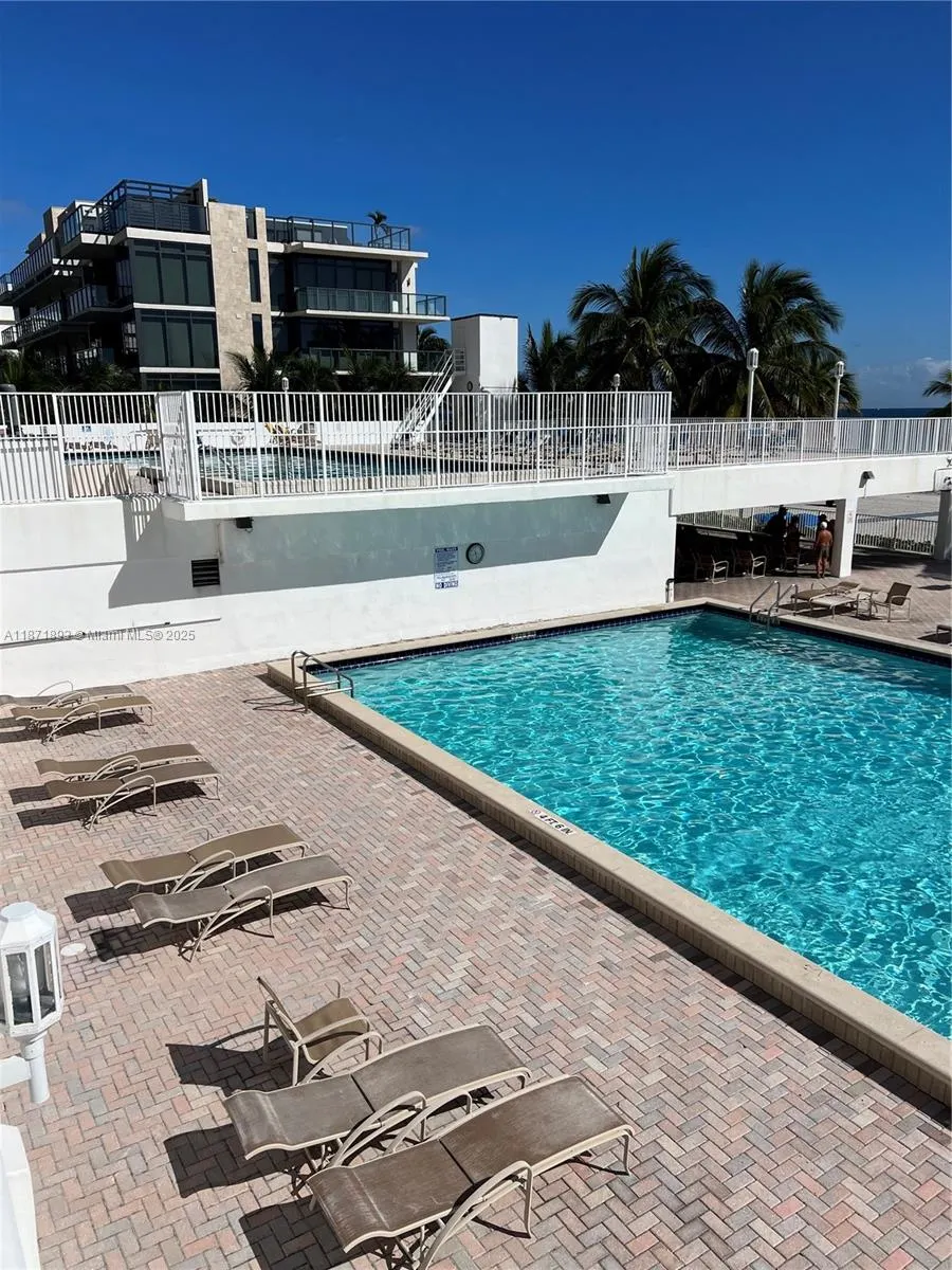 2301 S Ocean Dr, #506