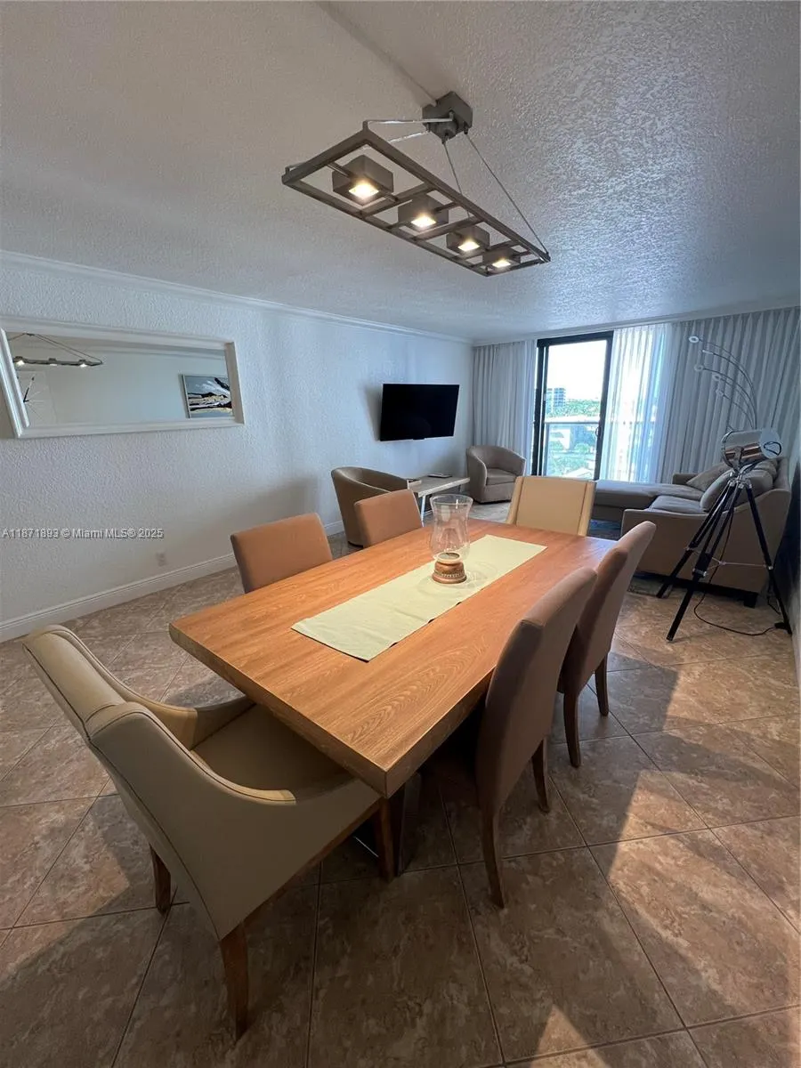 2301 S Ocean Dr, #506