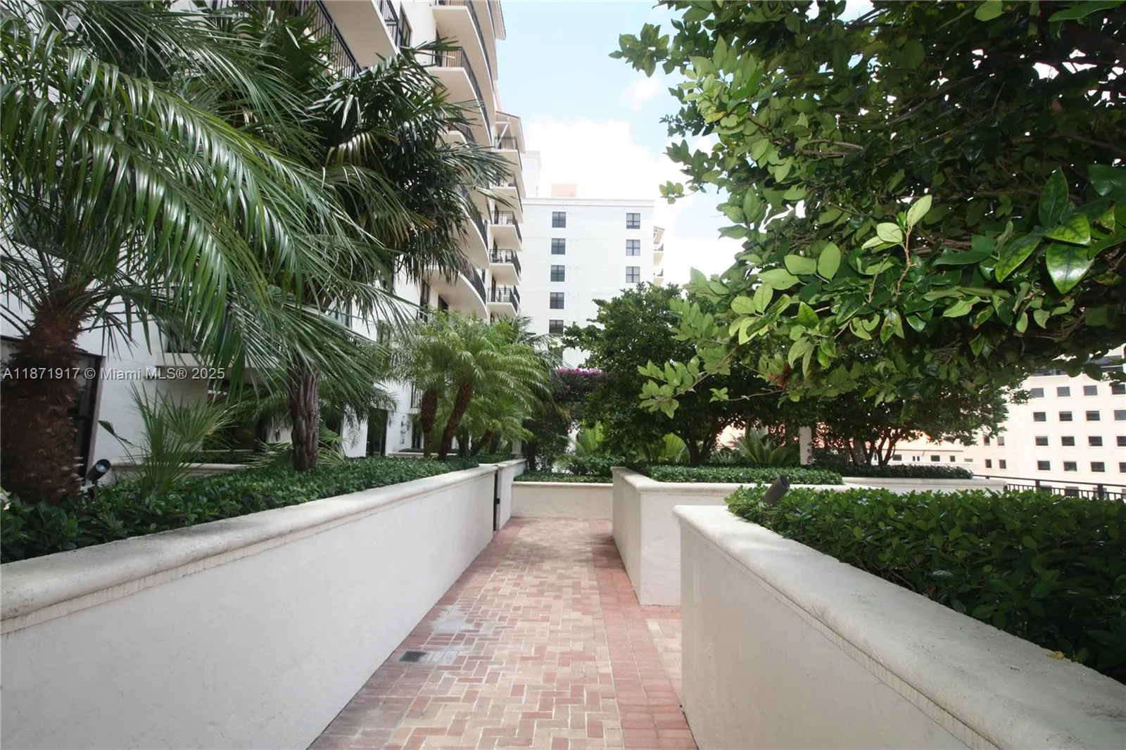 888 S Douglas Rd, #1213