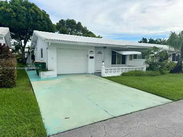8403 NW 59th Ct