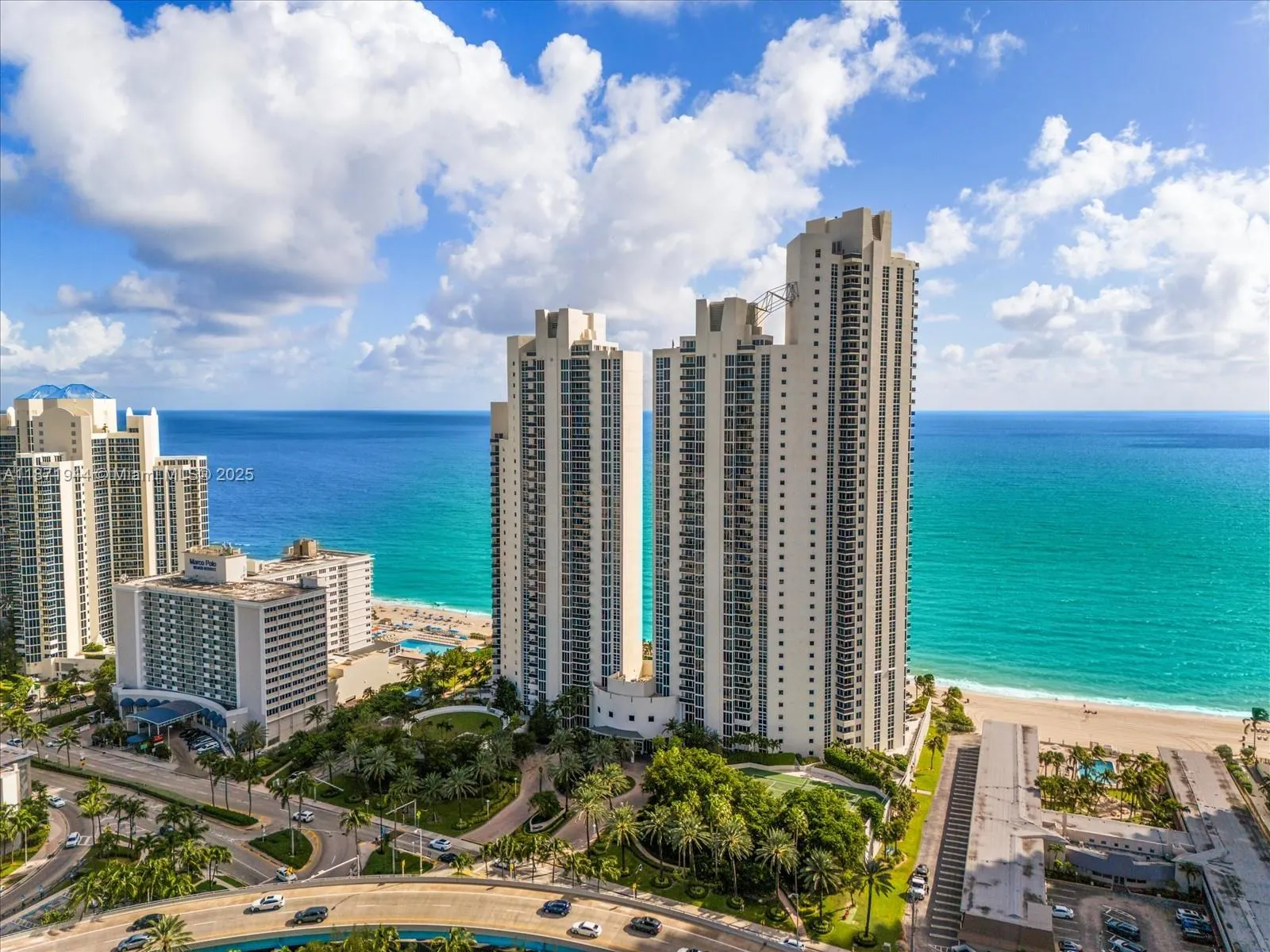 19111 Collins Ave, #1406