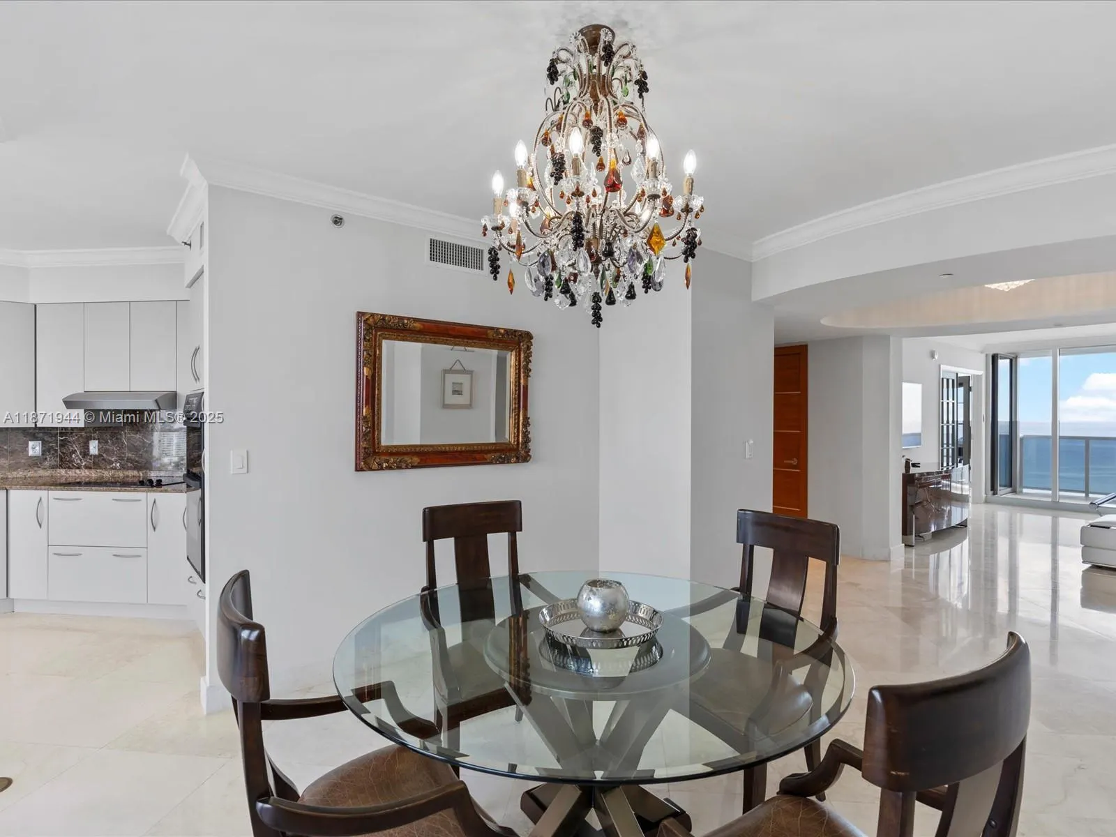 19111 Collins Ave, #1406