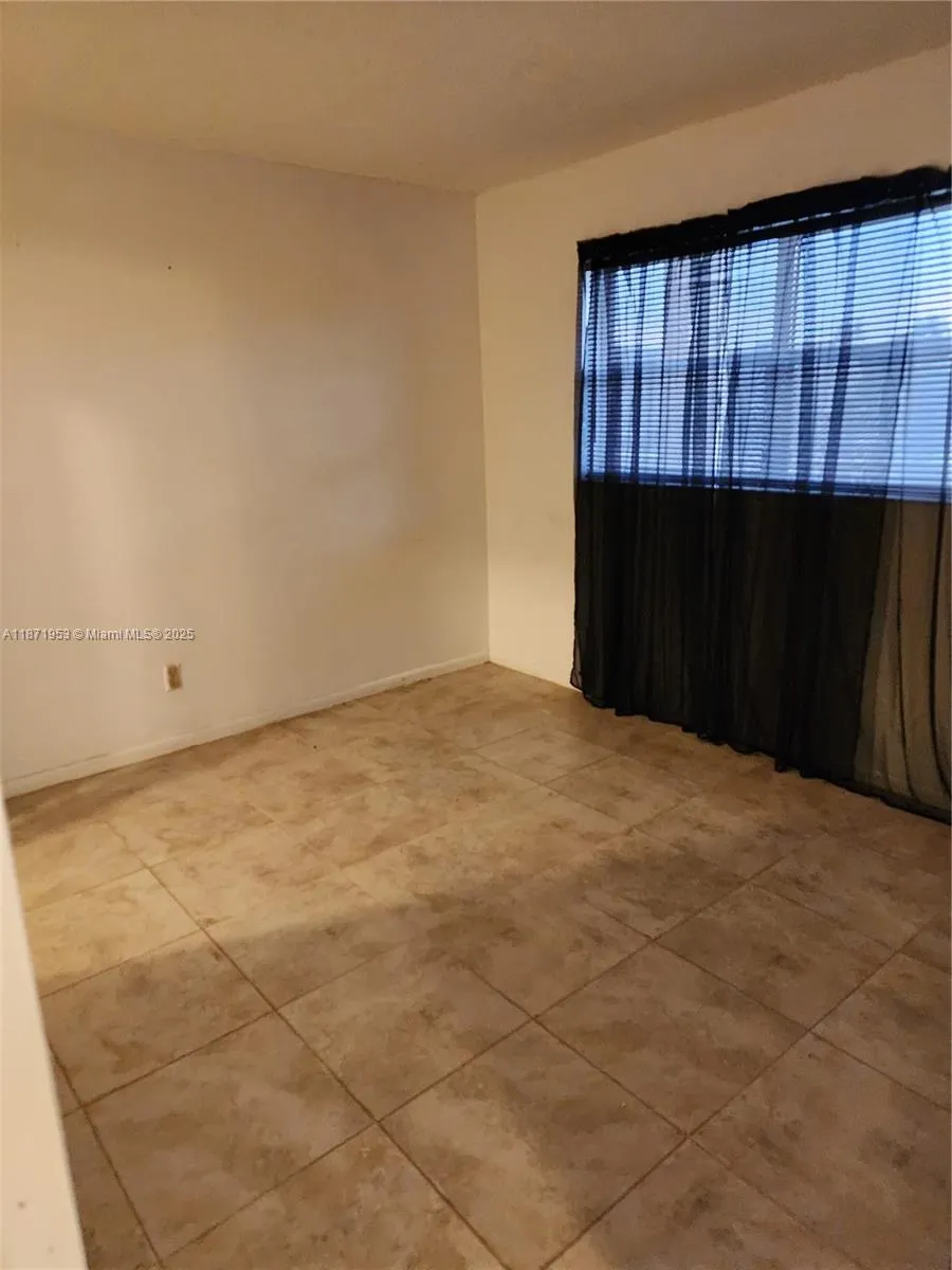 5750 NW 64th Ave, #303