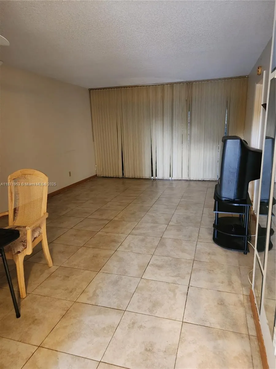 5750 NW 64th Ave, #303