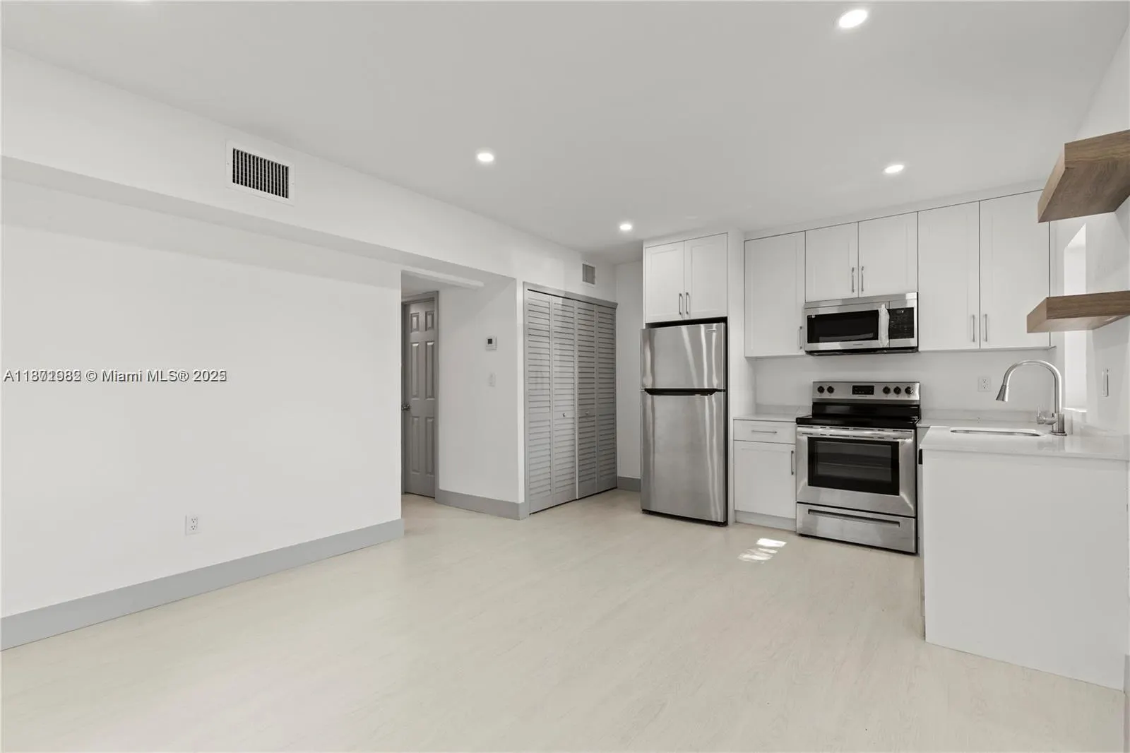 775 NW 96th St