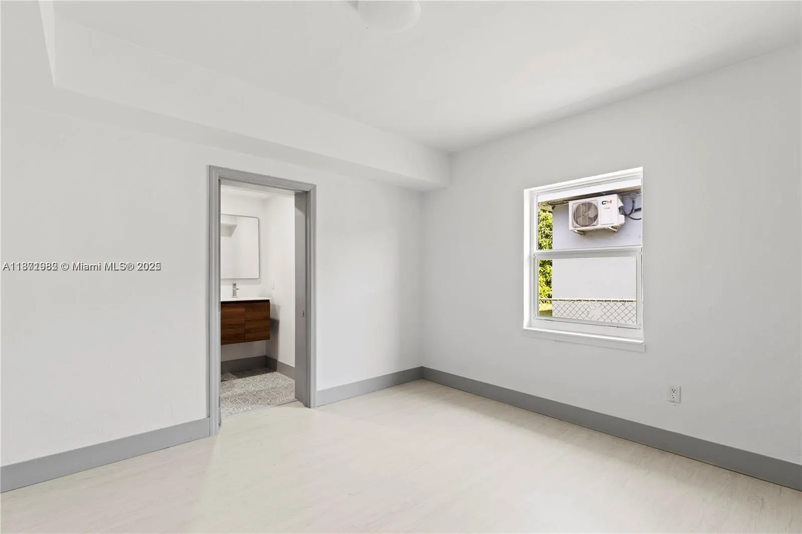 775 NW 96th St
