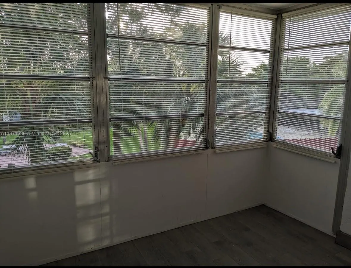 7480 NW 17th St, #303