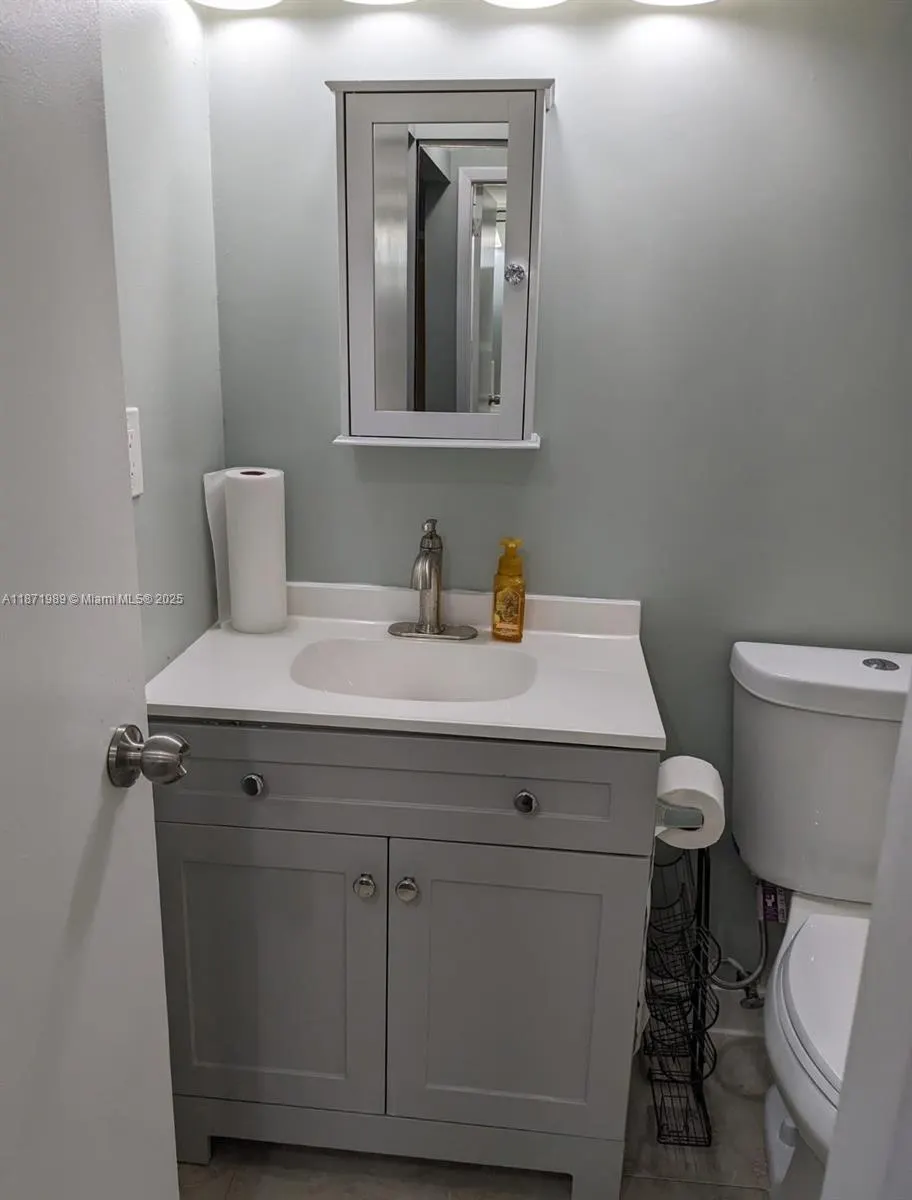 7480 NW 17th St, #303