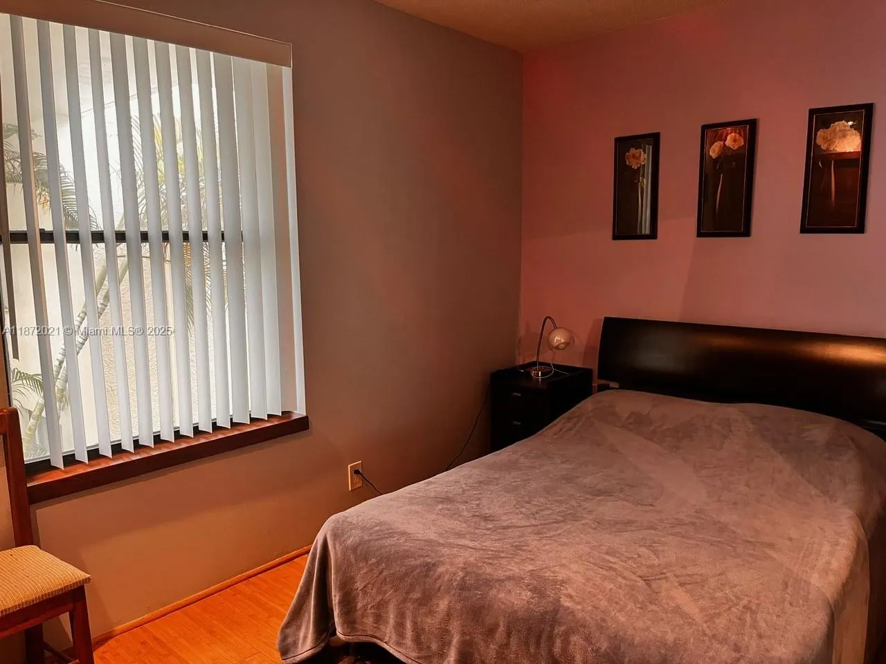 20200 W Country Club Dr, #120