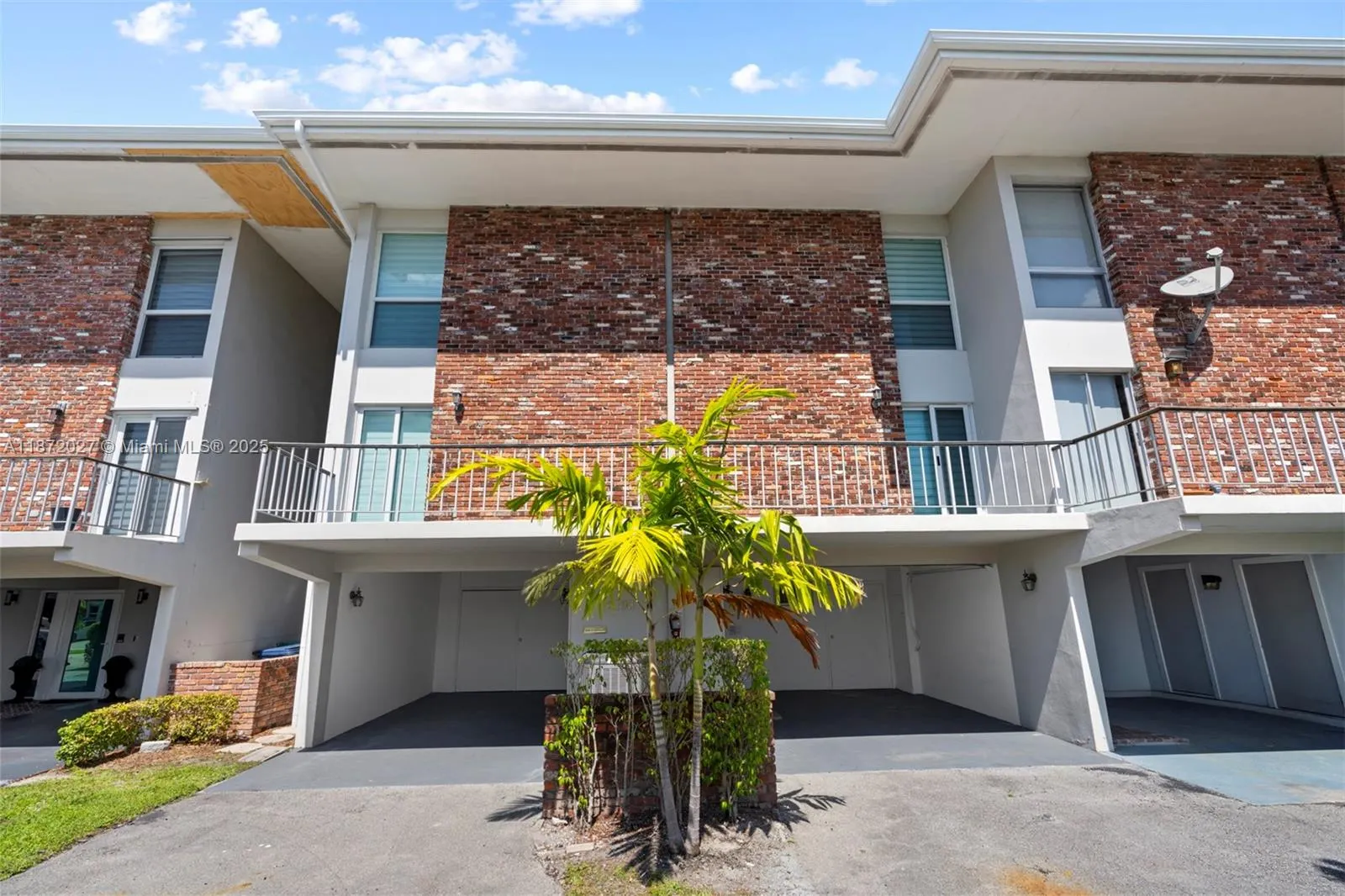 6795 & 6793 Brookline Dr, #6795