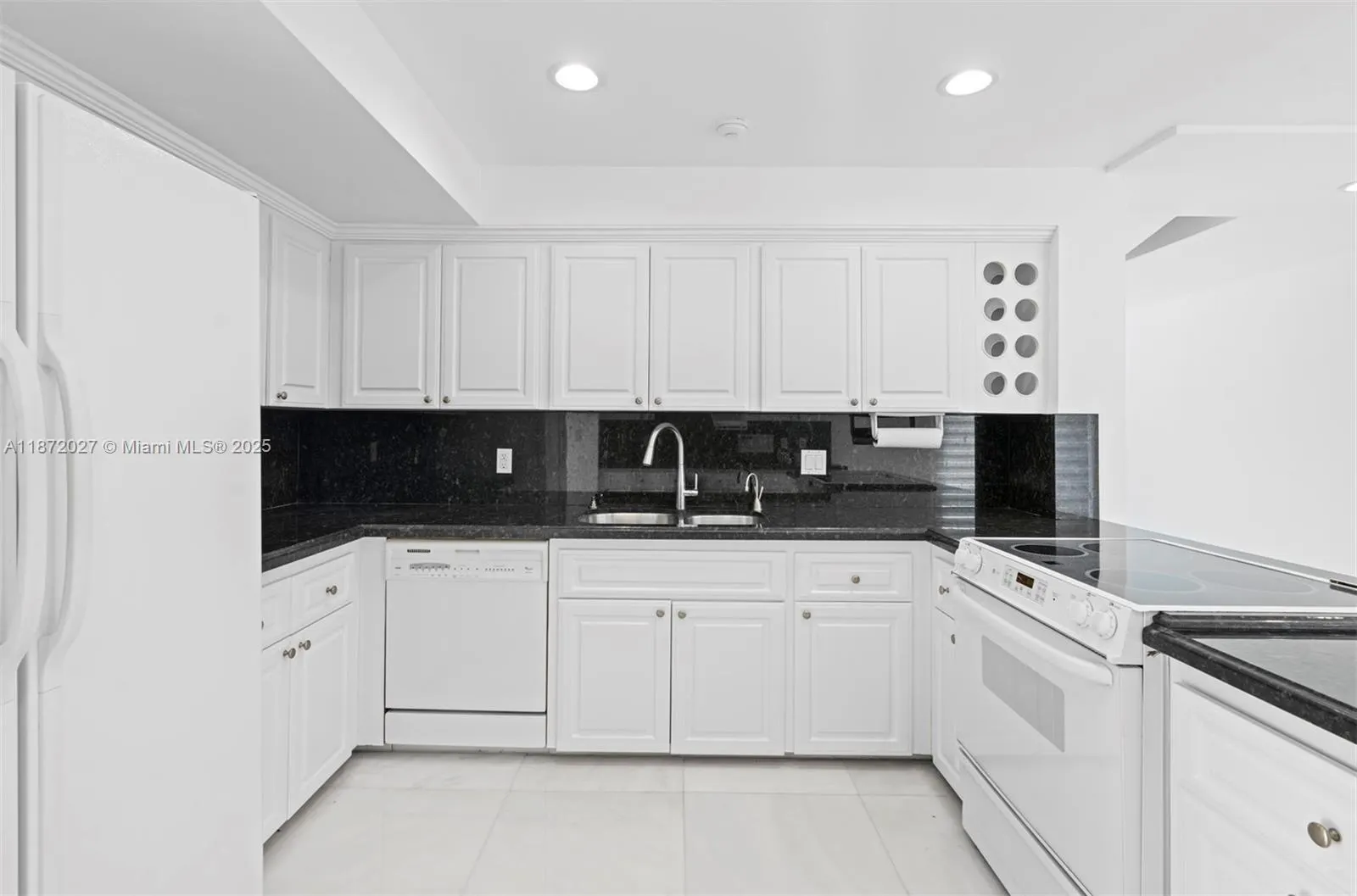6795 & 6793 Brookline Dr, #6795