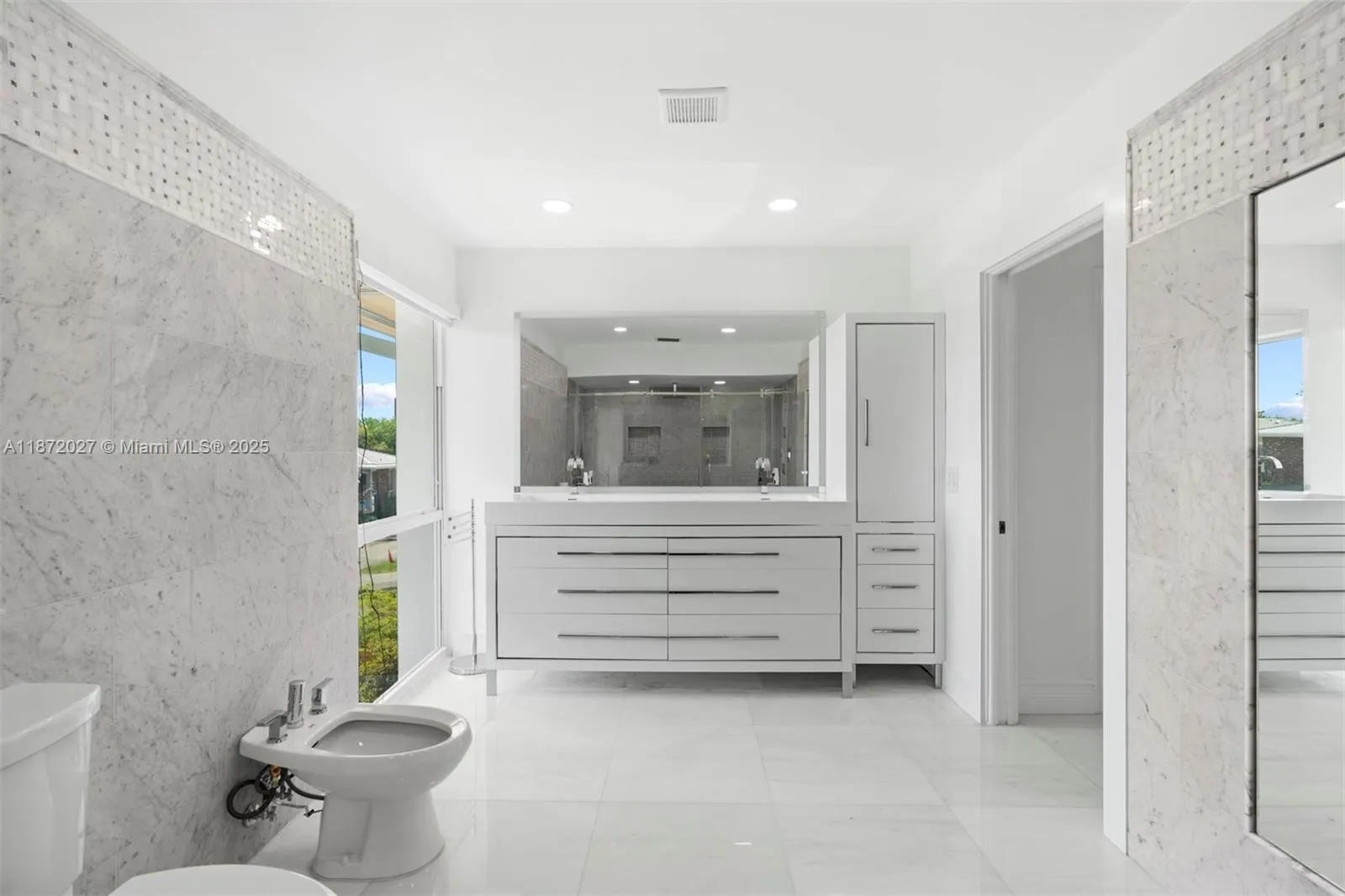 6795 & 6793 Brookline Dr, #6795