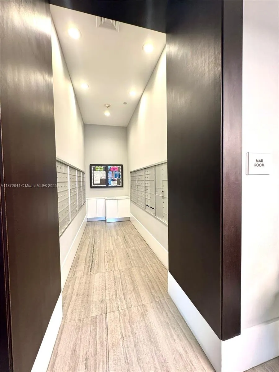 140 S Dixie Hwy, #513