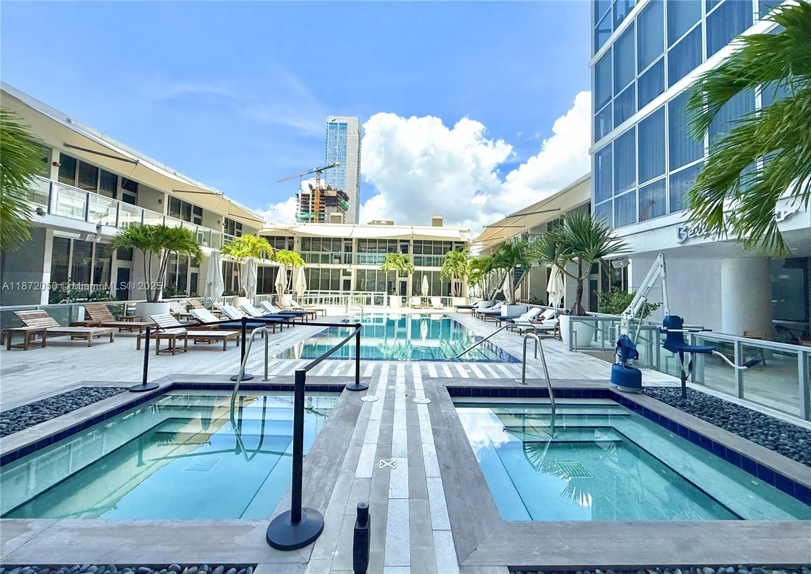 1100 Biscayne Blvd, #3404