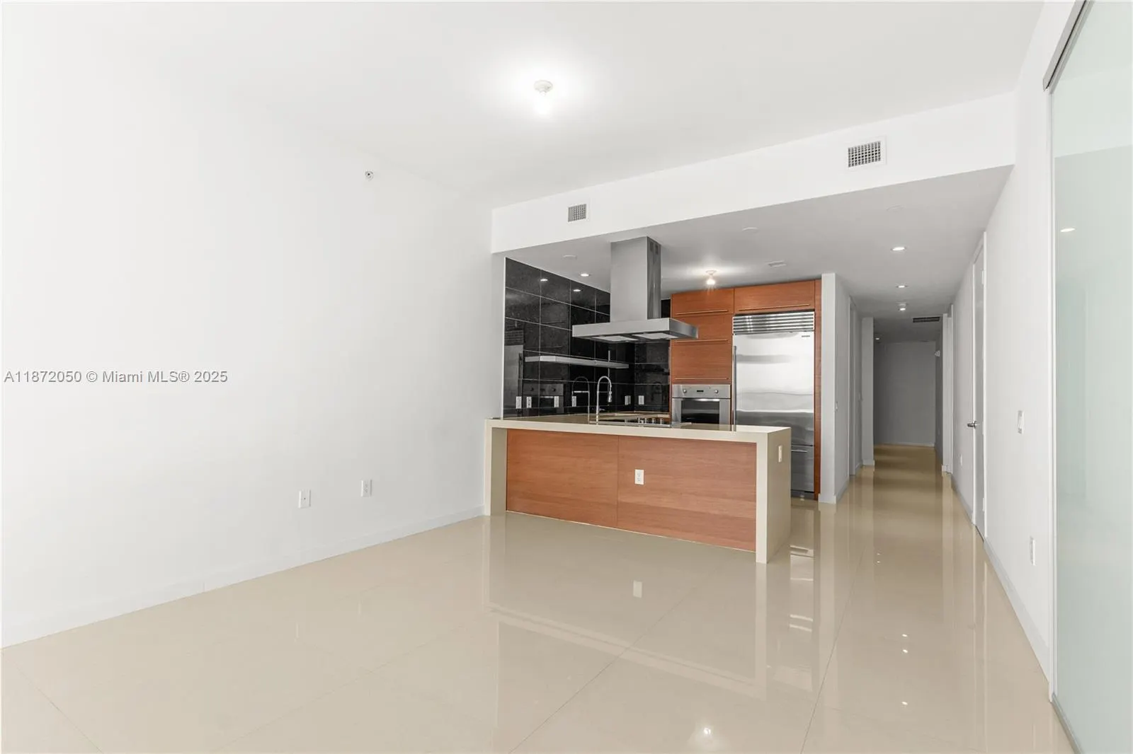 1100 Biscayne Blvd, #3404