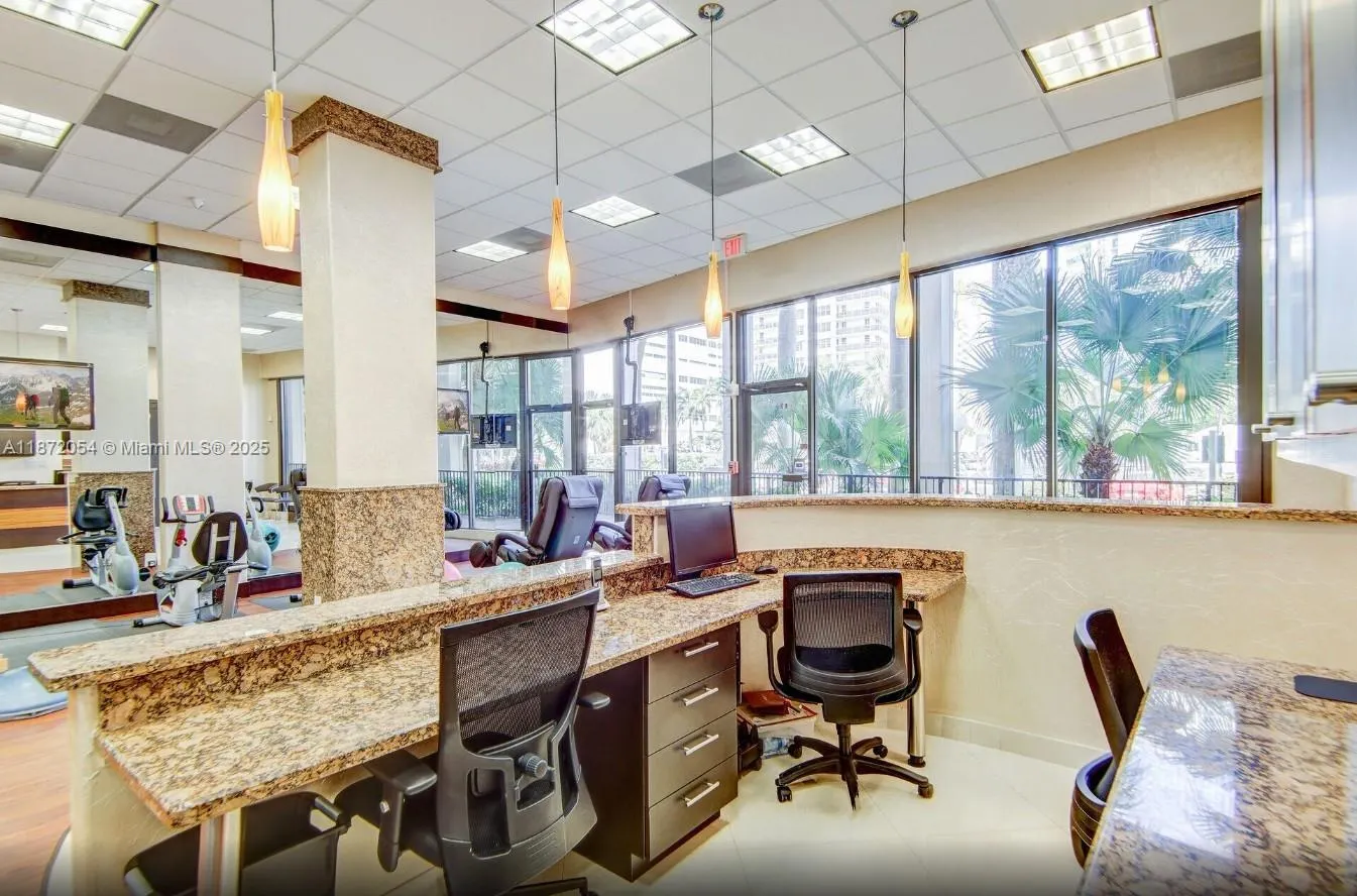 3800 S Ocean Dr, #G3