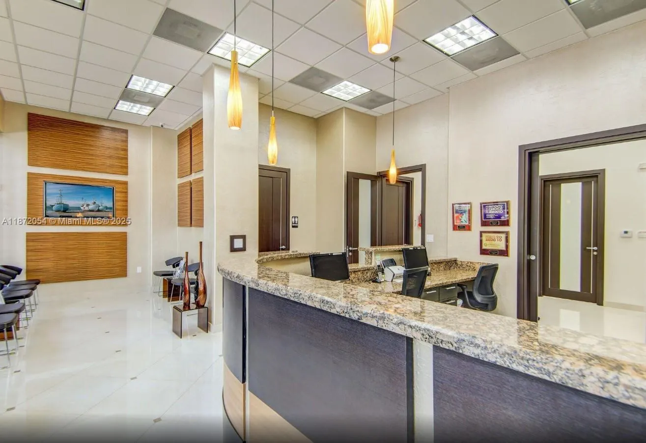 3800 S Ocean Dr, #G3