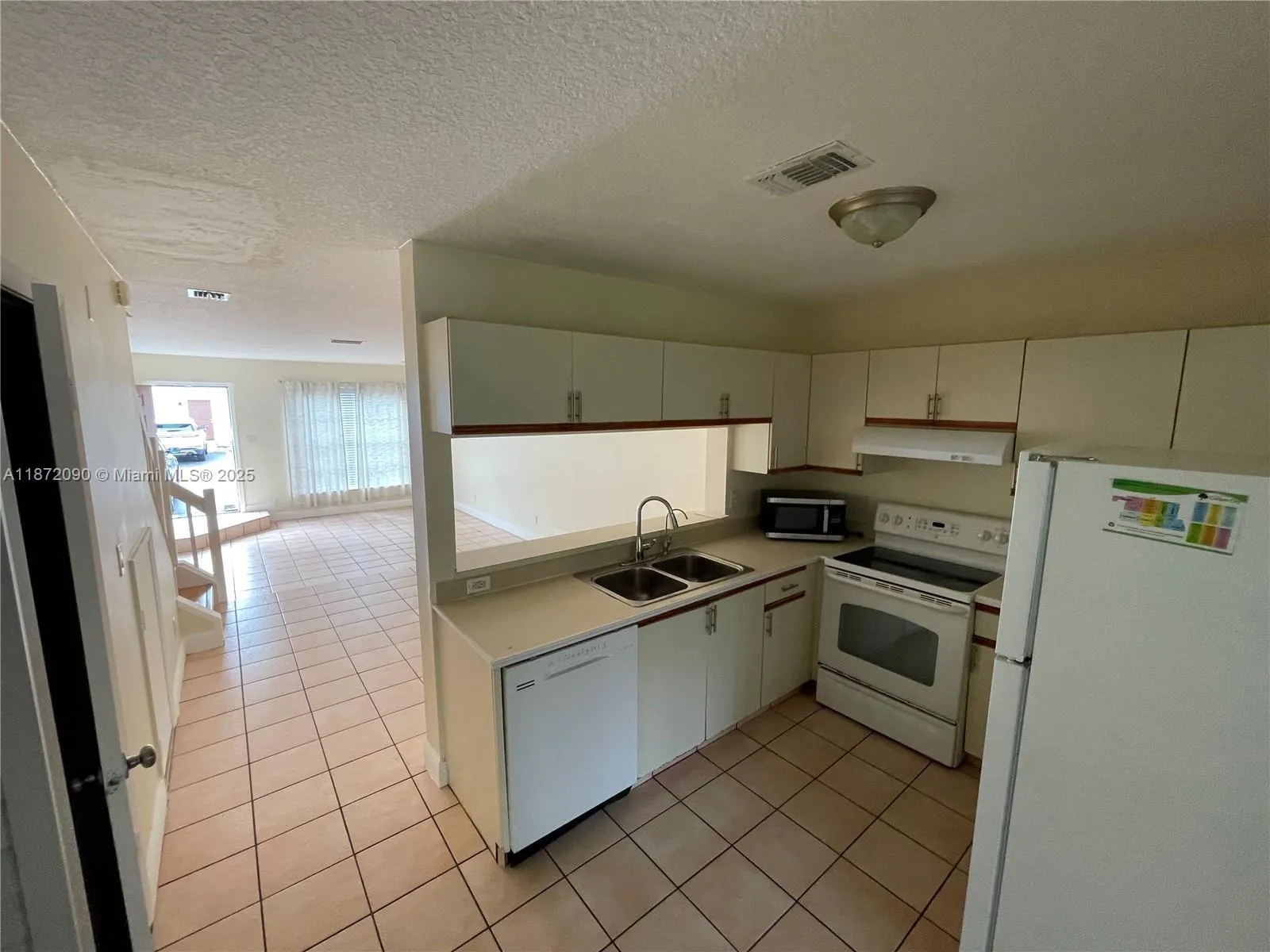 2880 Belmont Ln, #2880