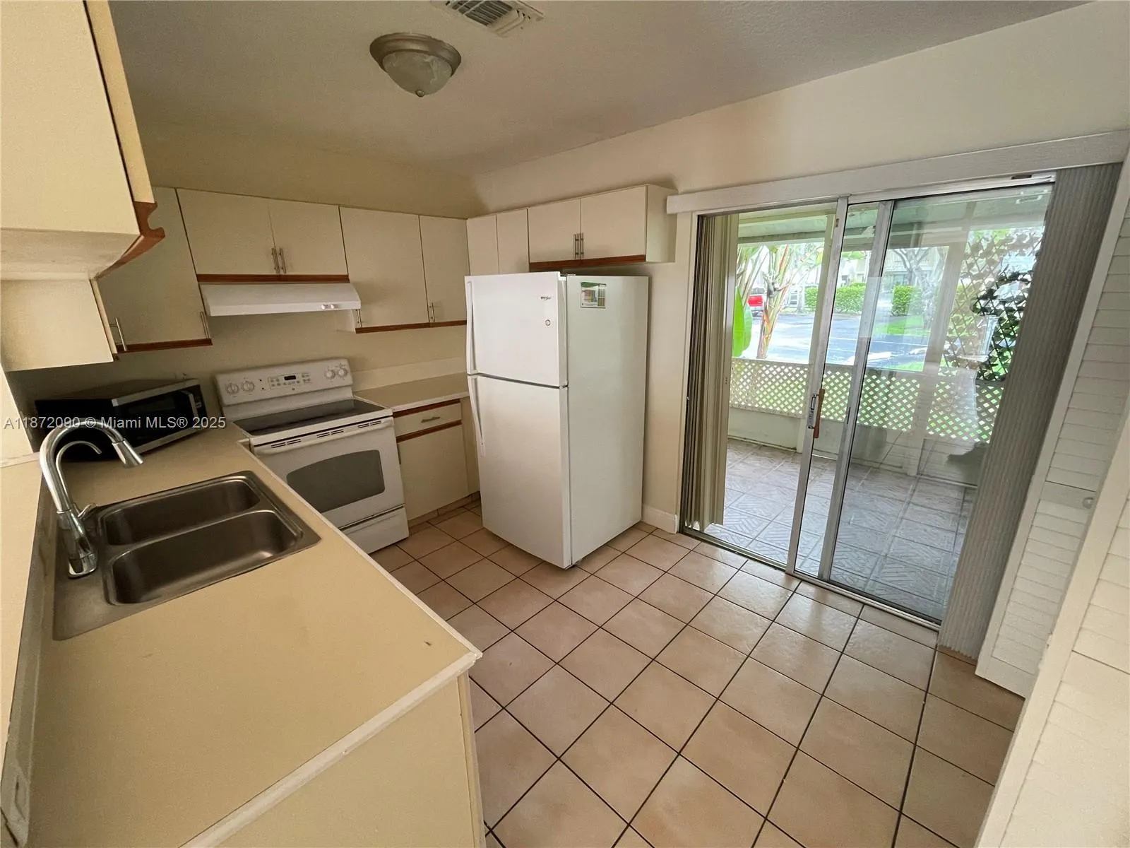 2880 Belmont Ln, #2880