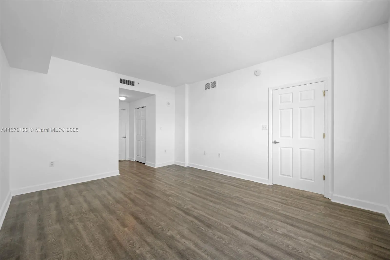 140 S Dixie Hwy, #835