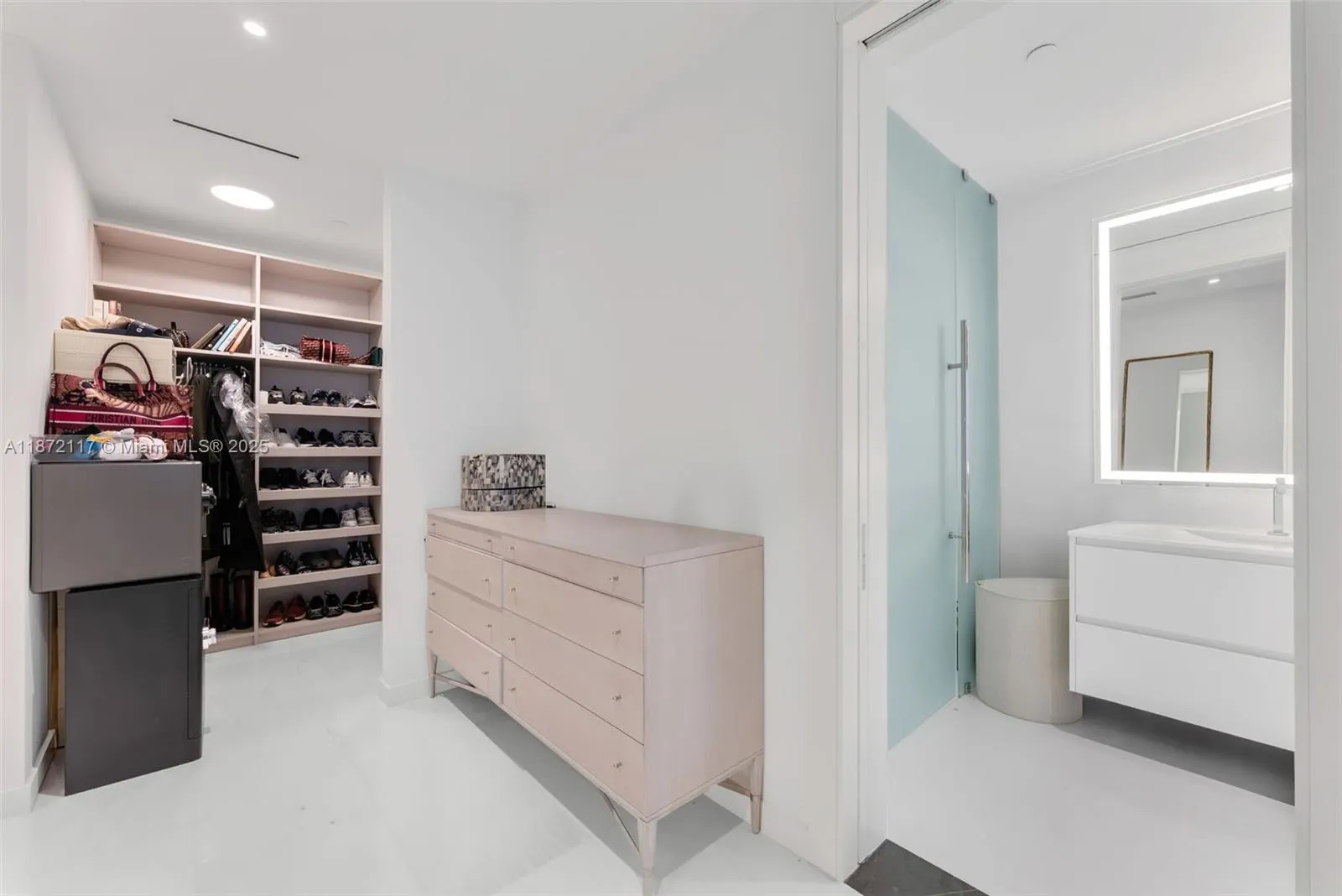 300 Biscayne Boulevard Way, #4104C