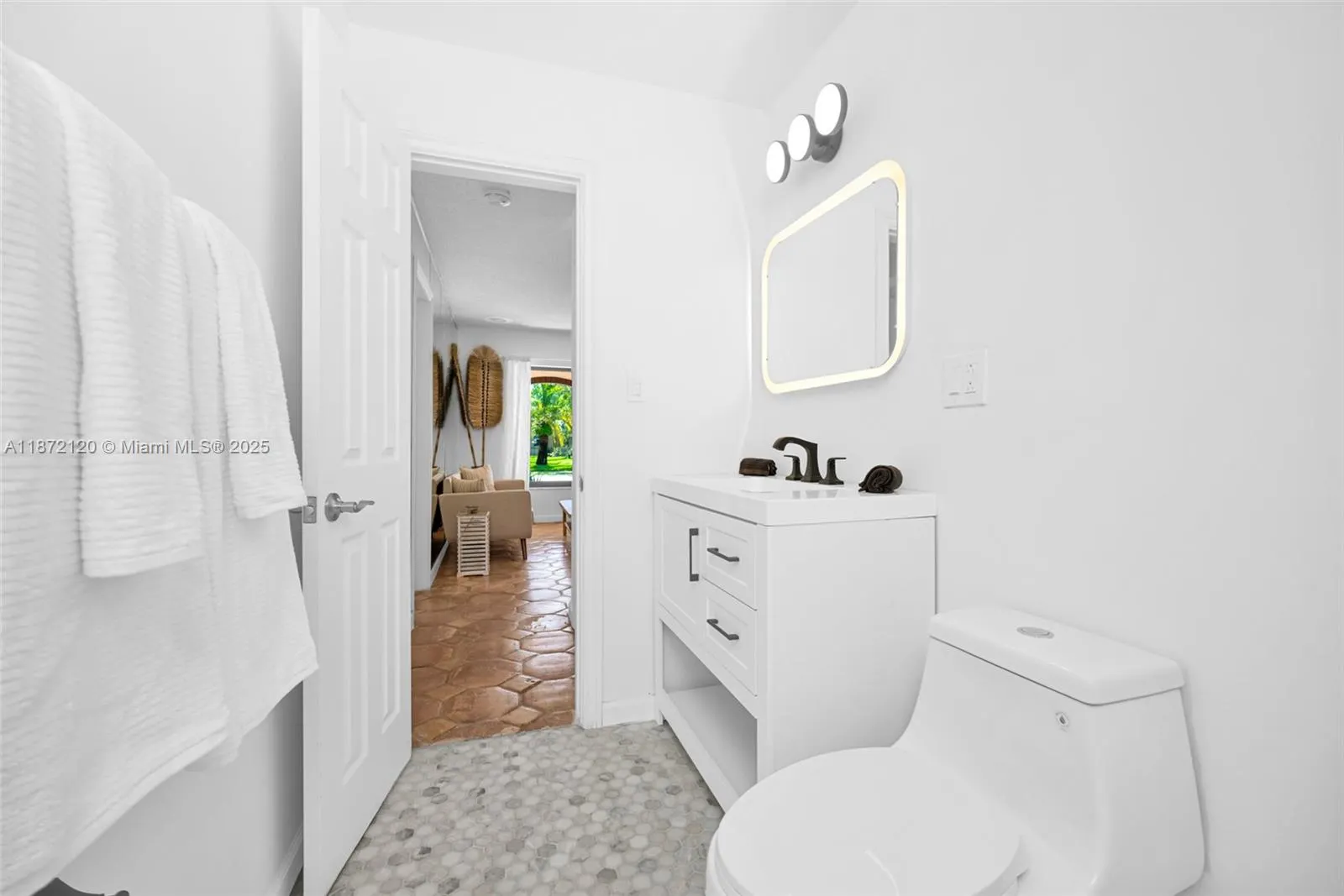 121 NW 55th St