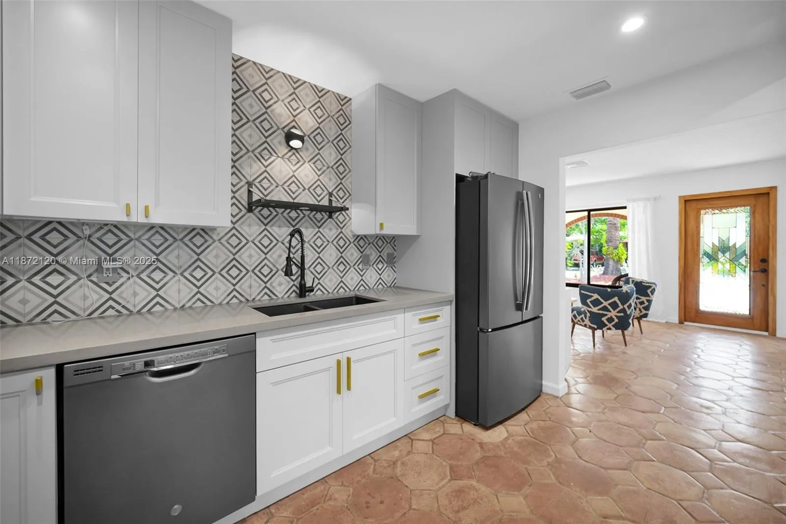 121 NW 55th St