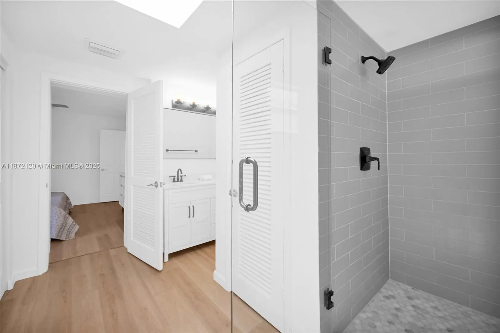 121 NW 55th St