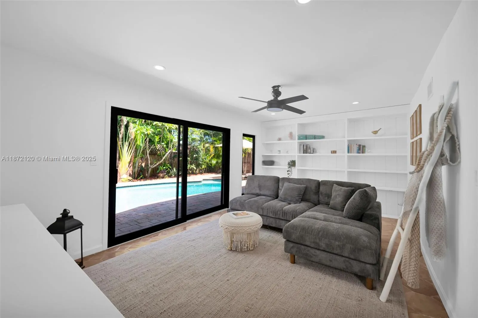 121 NW 55th St