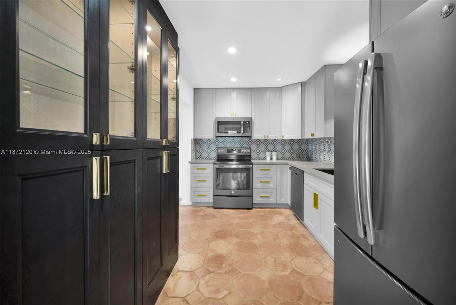 121 NW 55th St