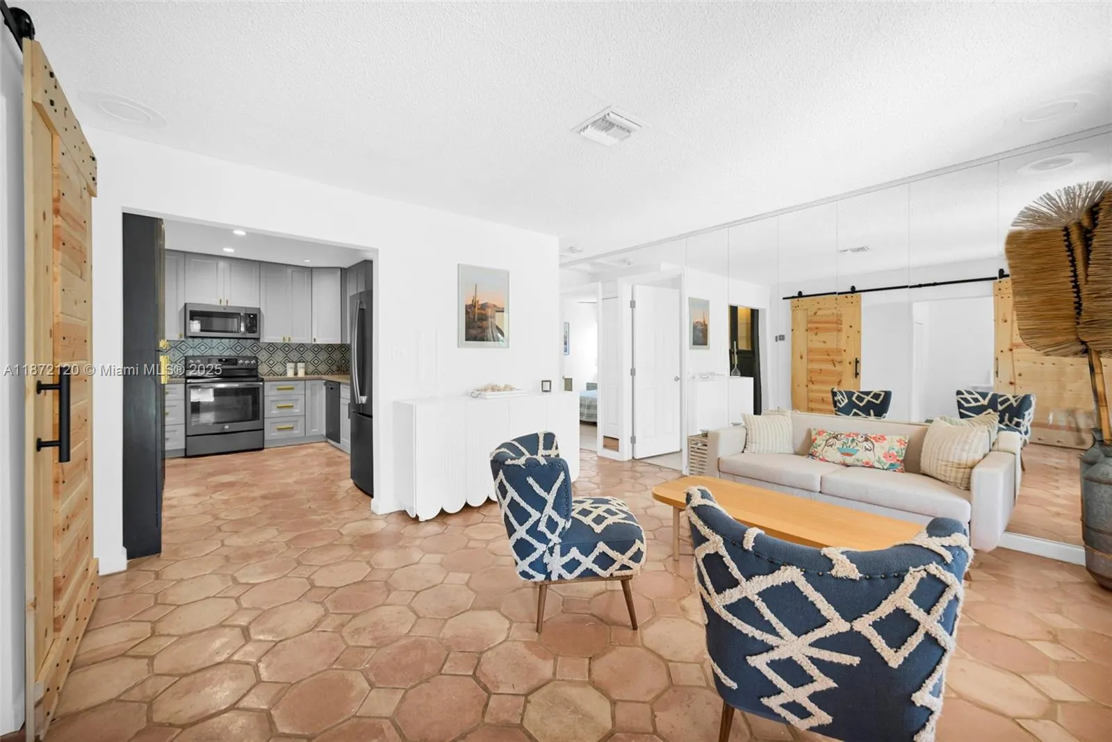 121 NW 55th St
